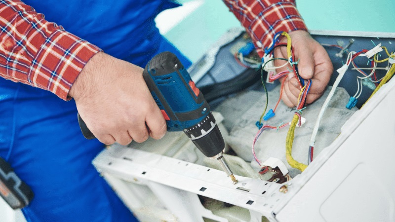 Beypazarı Termodinamik Termodinamik çamaşır makinesi kart tamiri – Su almama arızası orijinal parça ile giderildi. - Teknik servis örneği